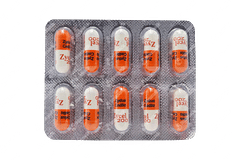 Zycel 200 Capsule 10