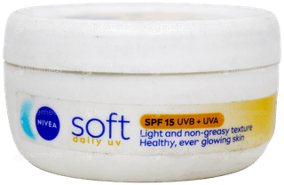 Nivea Soft Daily Uv New Spf 15 Light Moisturizing Cream 50Ml