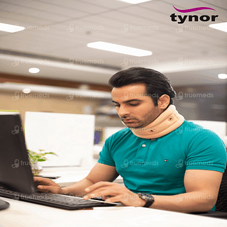 Tynor B 02 Medium Soft Cervical Collar With Support 1