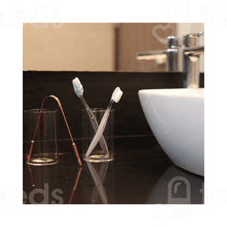 Healthandyoga Qswipe Copper Tongue Cleaner 1