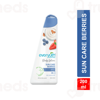 Everyuth Naturals Sun Care Berries Spf 15 Body Lotion 200 Ml