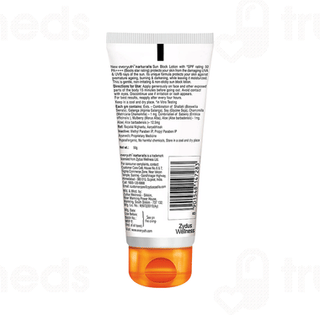 Everyuth Naturals Pure And Light Sun Block Spf 50 Lotion 50 Gm