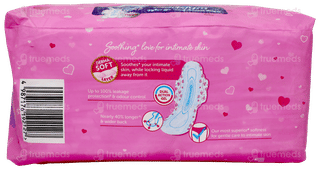 Whisper Ultra Soft Skin Love Soft Xl + Sanitary Pads 30